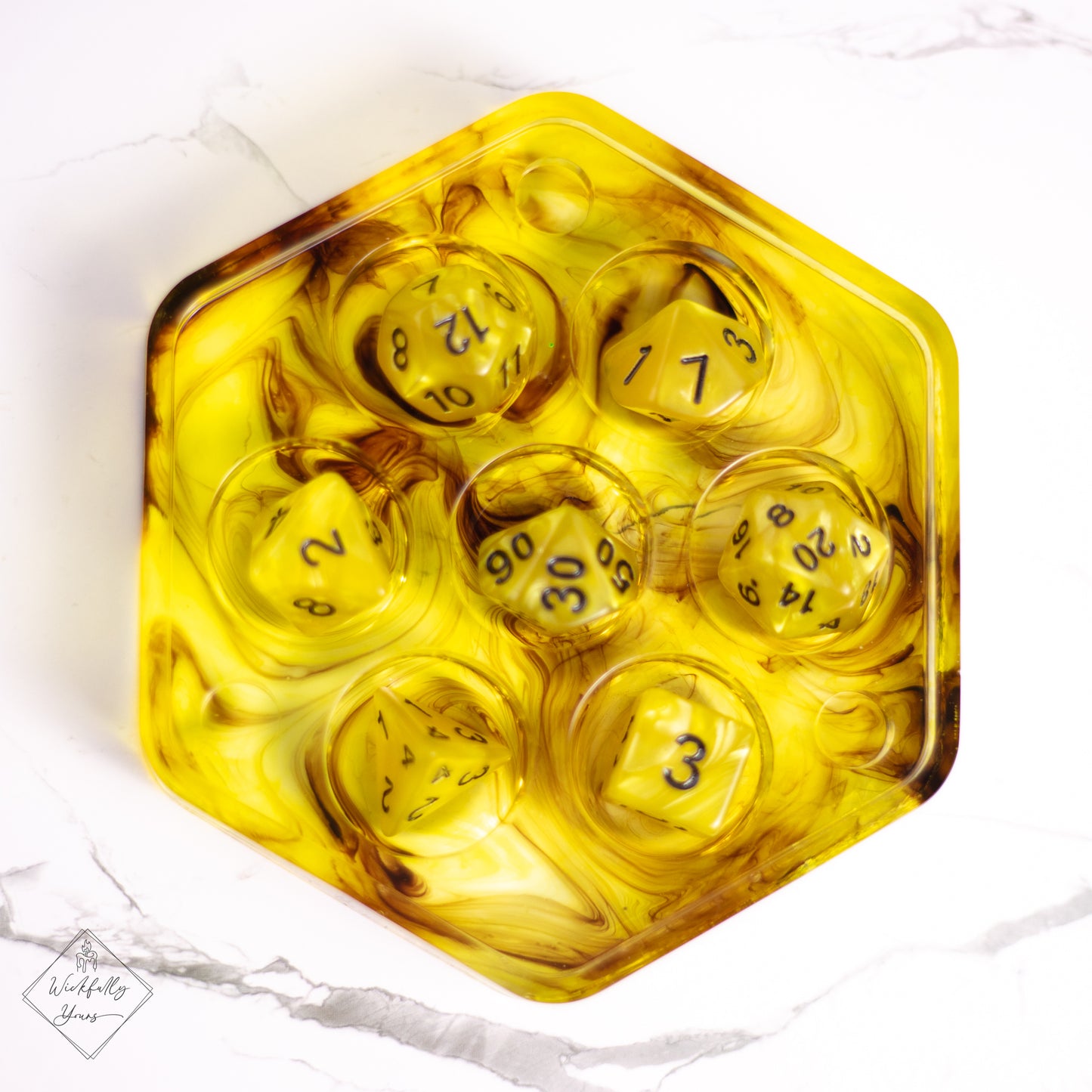 Yellow resin dice box top