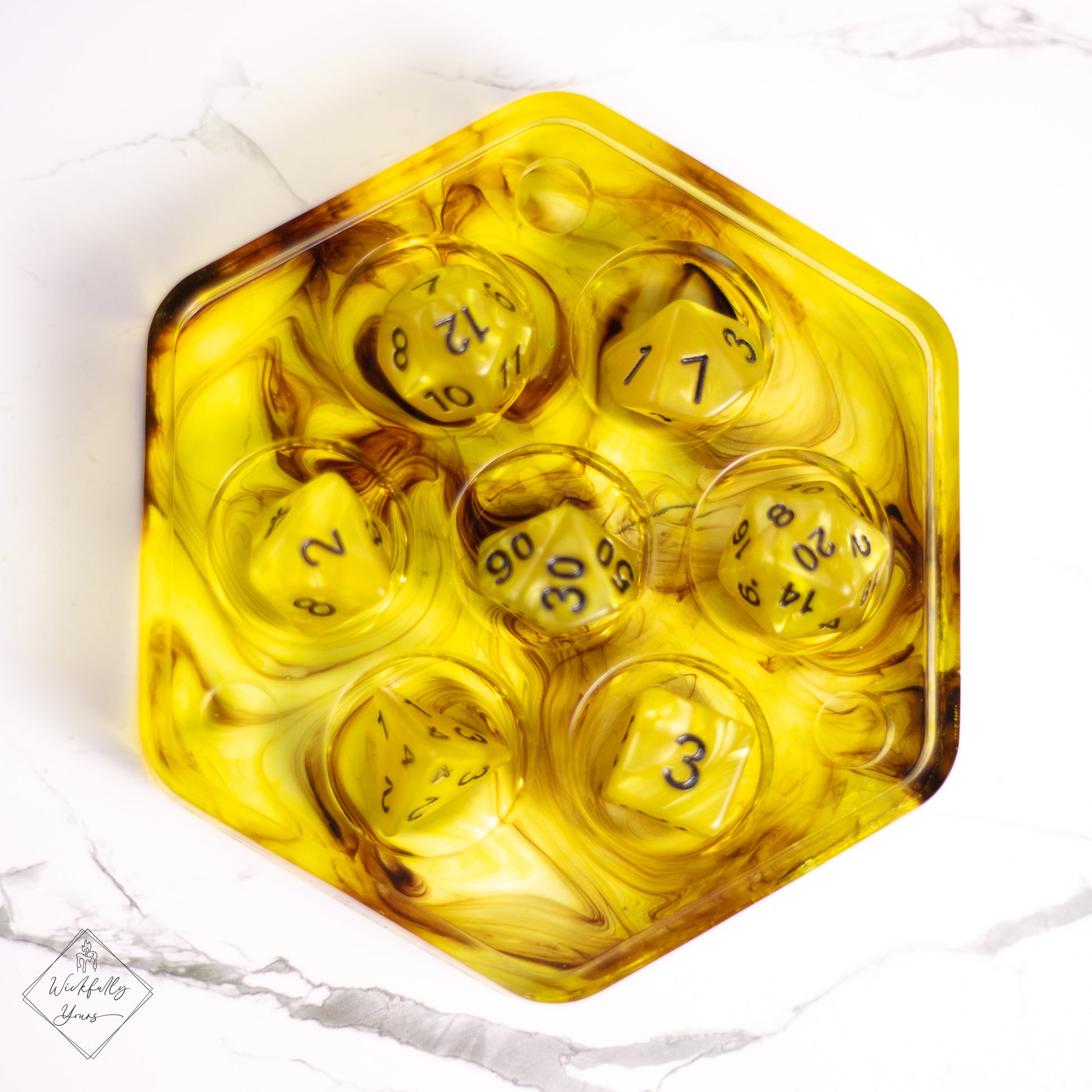 Yellow resin dice box top 